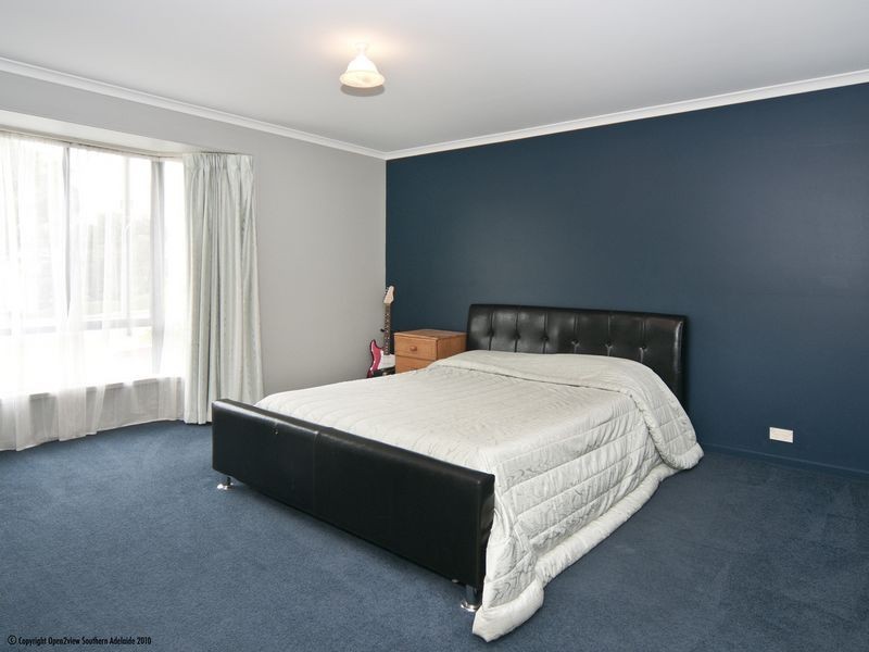 19 Wright Street, Mount Compass SA 5210