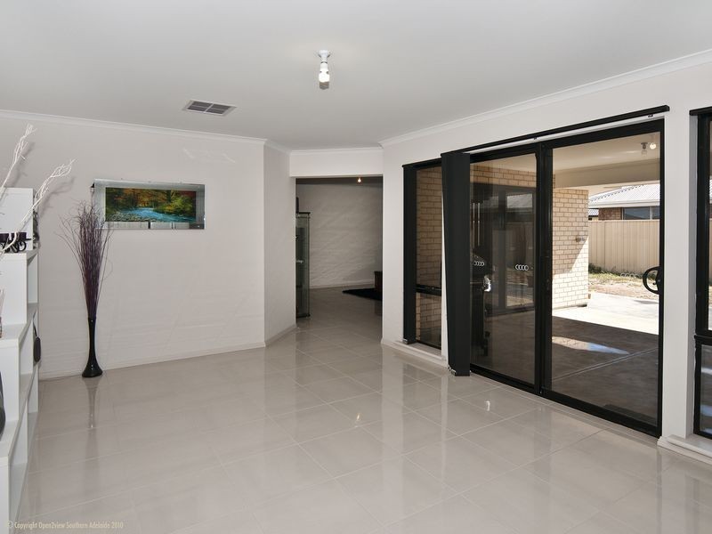 6 Whistlers Avenue, Aldinga Beach SA 5173