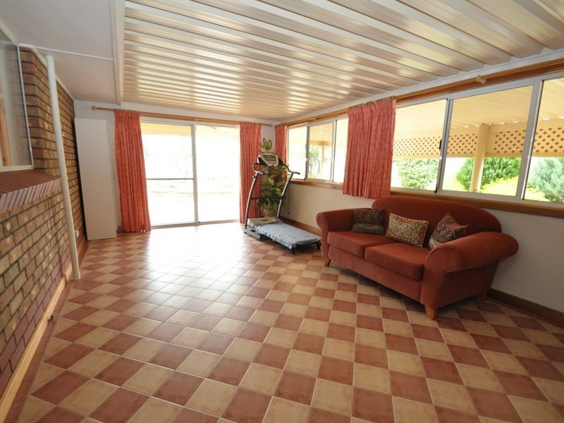 21 Croser Avenue, Aldinga Beach SA 5173