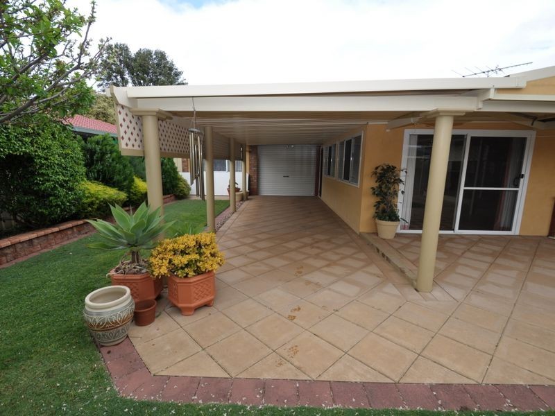 21 Croser Avenue, Aldinga Beach SA 5173