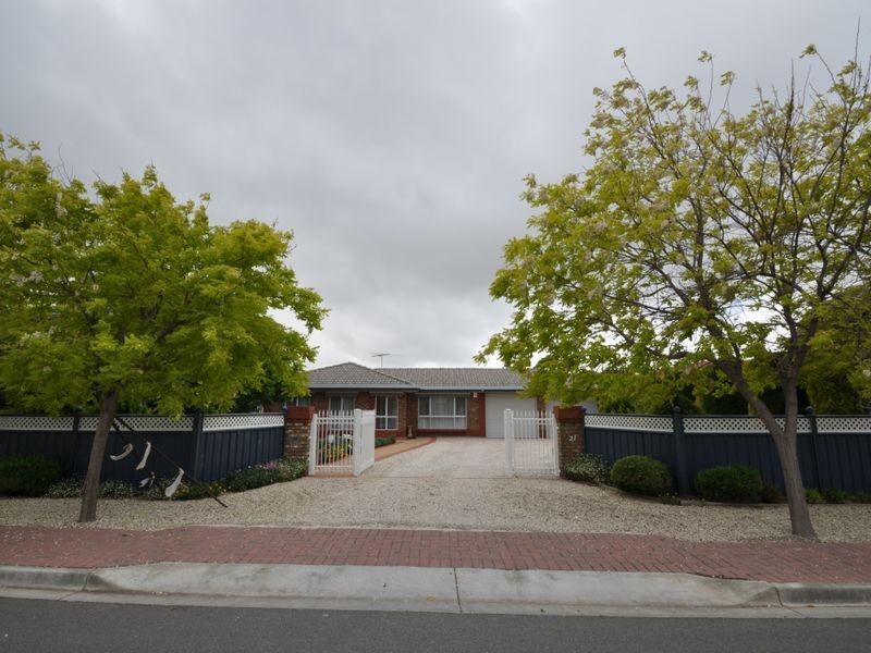 21 Croser Avenue, Aldinga Beach SA 5173