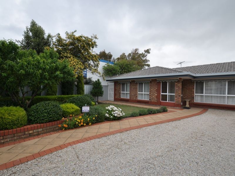 21 Croser Avenue, Aldinga Beach SA 5173