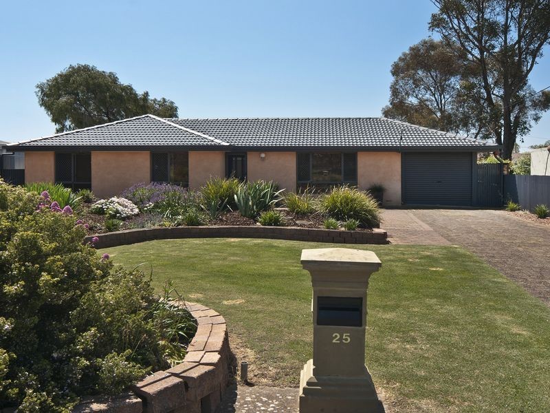 25 Walthamstowe Rd, Old Noarlunga SA 5168