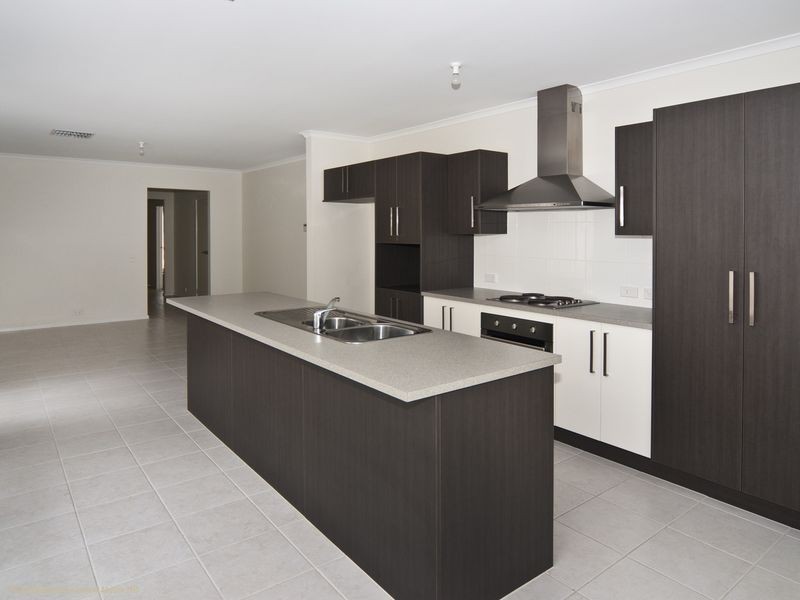 13 Ryan Avenue, Aldinga Beach SA 5173