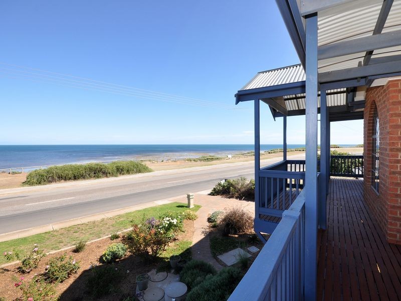 122 Esplanade, Aldinga Beach SA 5173
