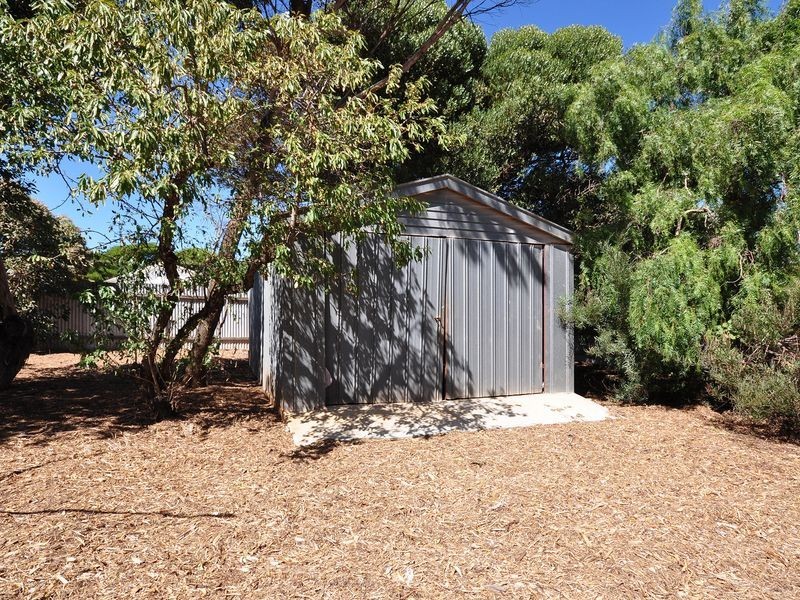 6 Robert Street, Sellicks Beach SA 5174