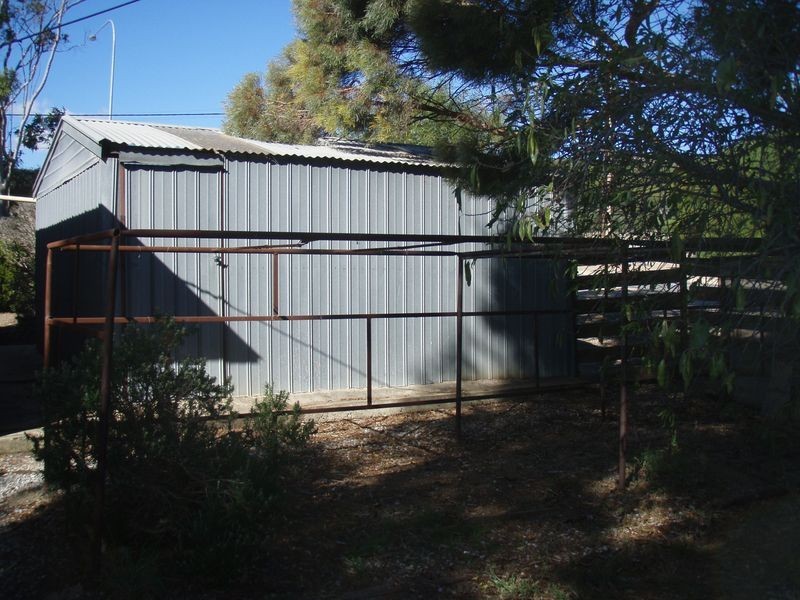 33-35 Renfrew Rd, Sellicks Beach SA 5174