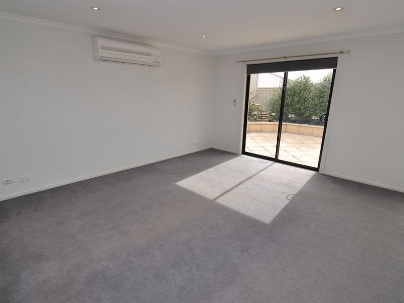 7 Blue Bay Avenue, Aldinga Beach SA 5173