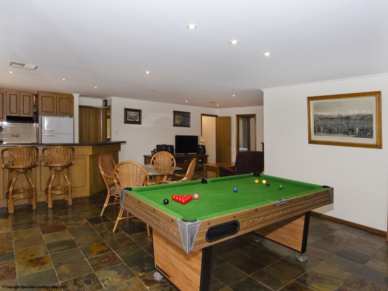 1 Kernick Avenue, Willunga SA 5172