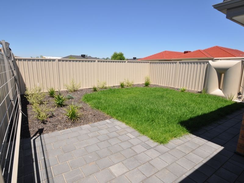 60 Quinliven Road, Aldinga Beach SA 5173