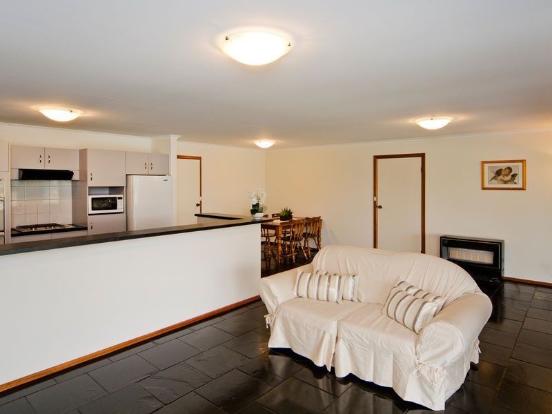 31 Babbacombe Drive, Moana SA 5169