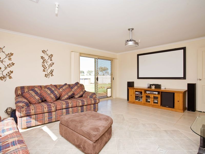 270 Aldinga Beach Road, Aldinga Beach SA 5173