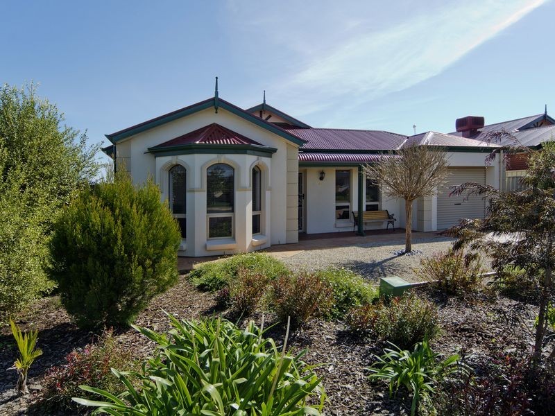 105 Pridham Boulevard, Aldinga Beach SA 5173
