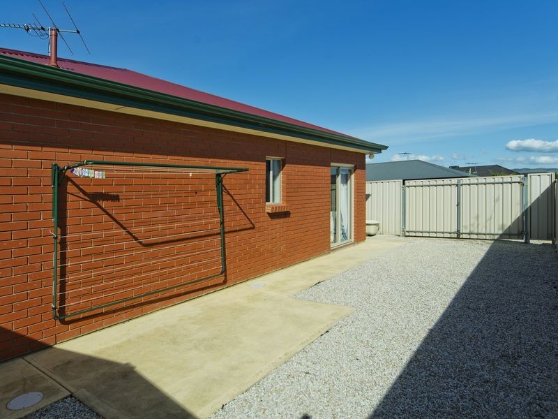 105 Pridham Boulevard, Aldinga Beach SA 5173