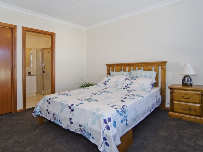 31 Whistlers Ave, Aldinga Beach SA 5173