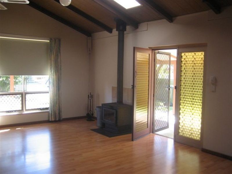 21 Plymouth Street, Aldinga Beach SA 5173