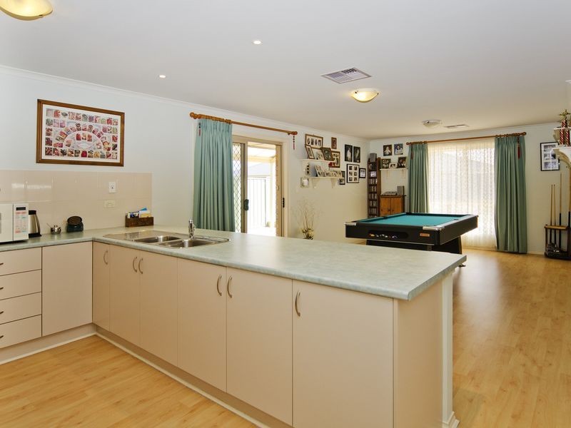 42 Emerald Boulevard, Aldinga Beach SA 5173