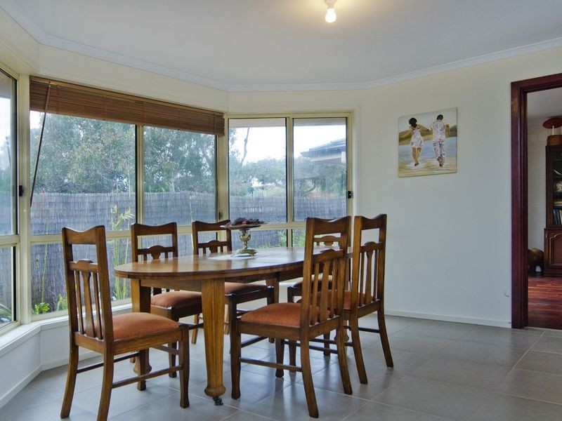 17 Boomerang Avenue, Aldinga Beach SA 5173