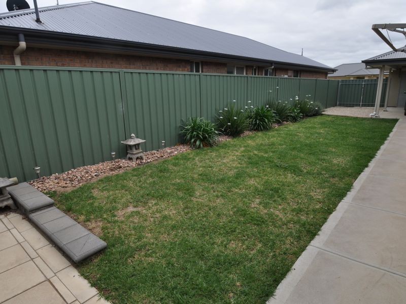 17 Jade Loop, Aldinga Beach SA 5173