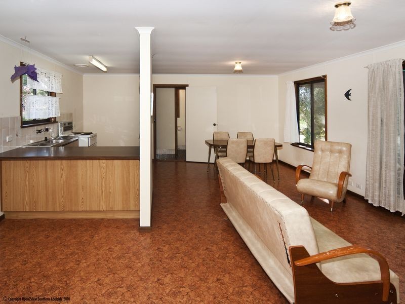 28 Whinnerah Avenue, Aldinga Beach SA 5173