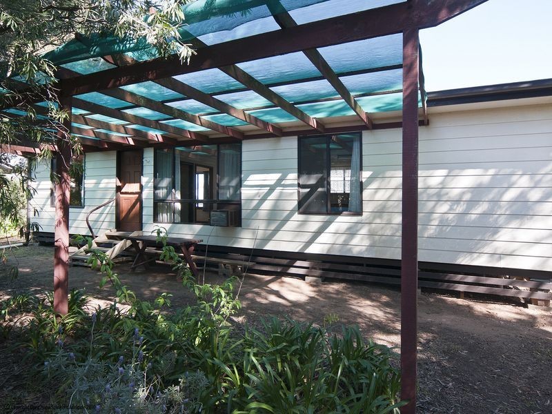 28 Whinnerah Avenue, Aldinga Beach SA 5173