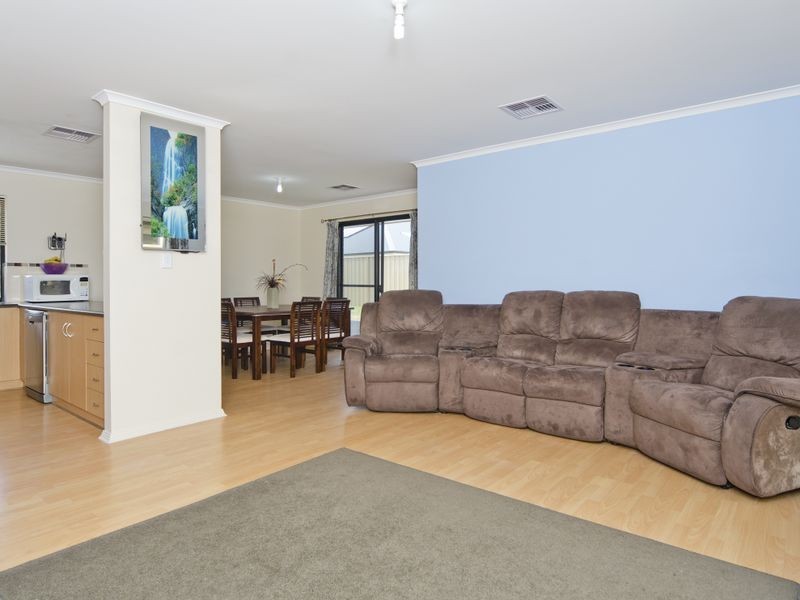 20 Nicholl Avenue, Aldinga Beach SA 5173