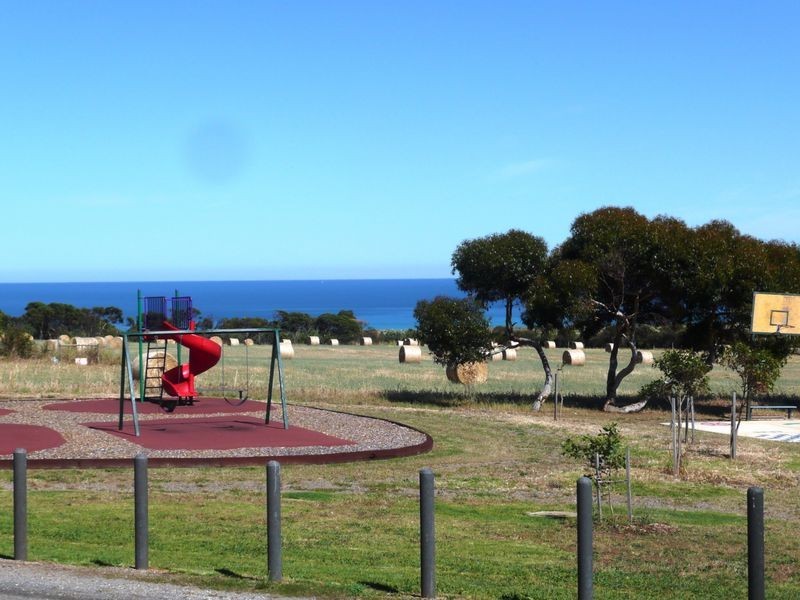 4 Greenoch Street, Sellicks Beach SA 5174