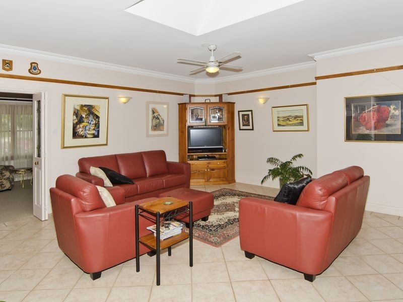 12 Vine Street, Mclaren Vale SA 5171