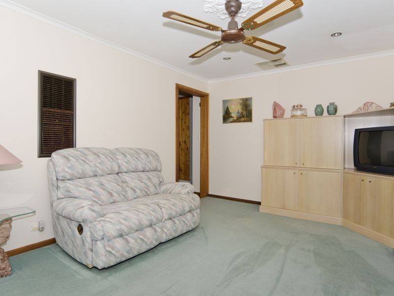 7 Burke Street, Hackham SA 5163