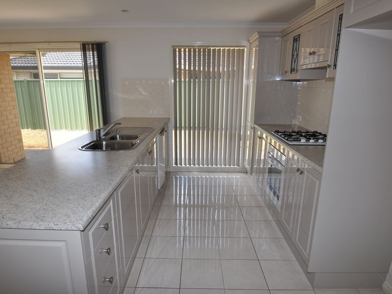 25 Jade Loop, Aldinga Beach SA 5173