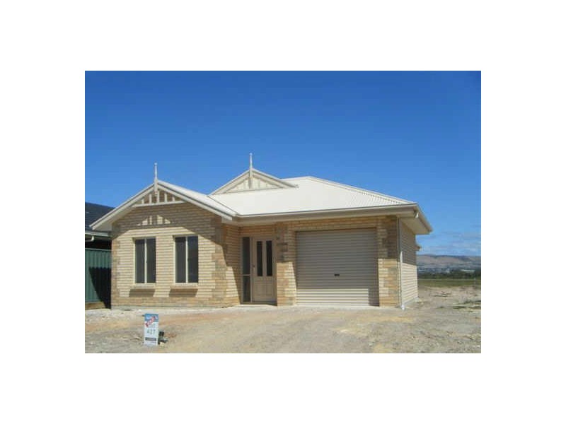 33 Aquamarine Avenue, Aldinga Beach SA 5173