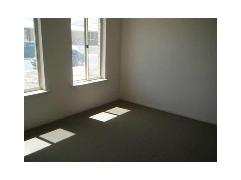 33 Aquamarine Avenue, Aldinga Beach SA 5173