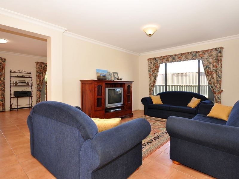 122 Esplanade, Aldinga Beach SA 5173