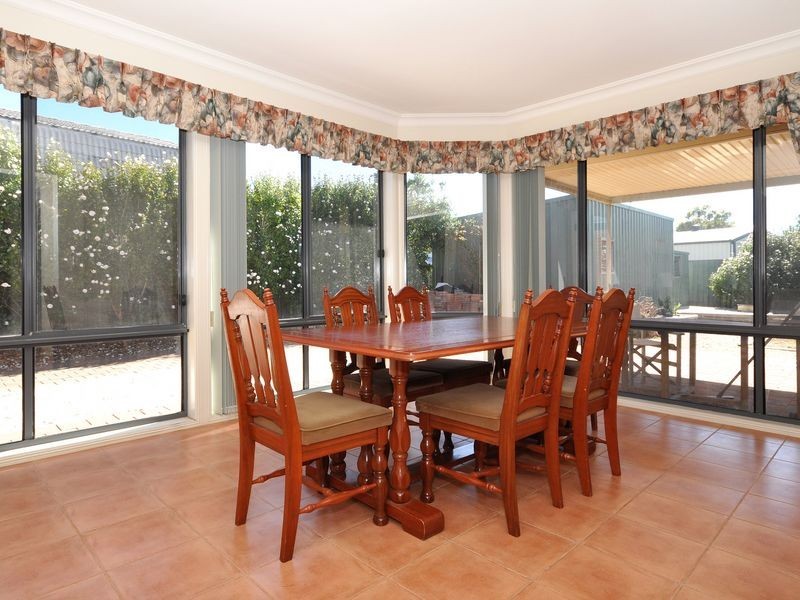 122 Esplanade, Aldinga Beach SA 5173