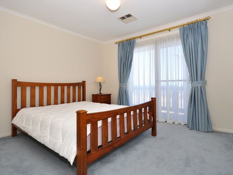 122 Esplanade, Aldinga Beach SA 5173