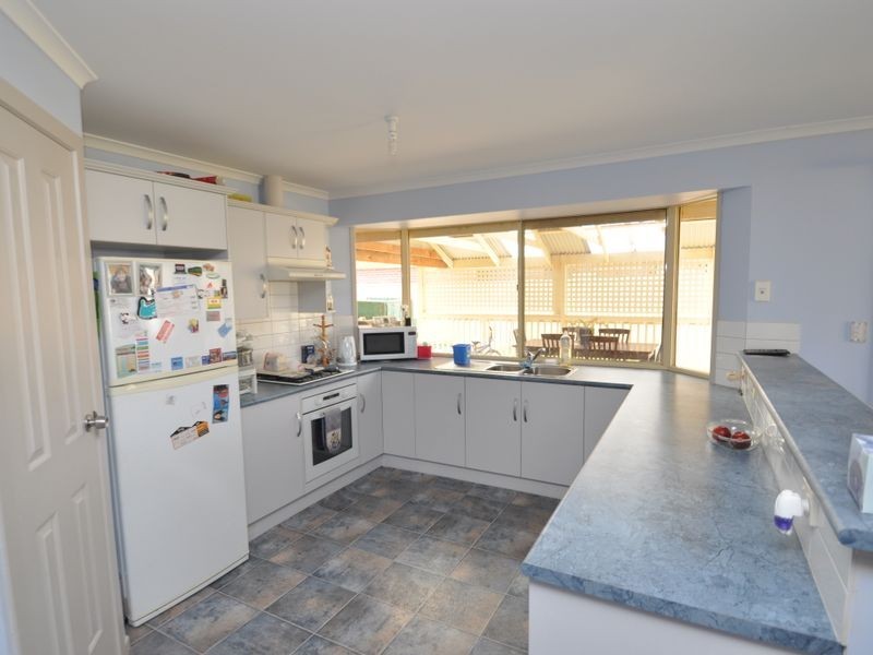 8 Sedge Street, Aldinga Beach SA 5173