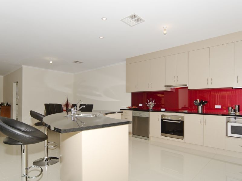 14 Duncanson Avenue, Sellicks Beach SA 5174