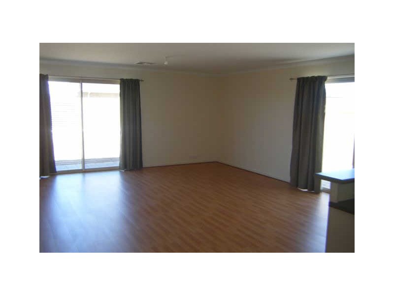 1 Dover Street, Aldinga Beach SA 5173