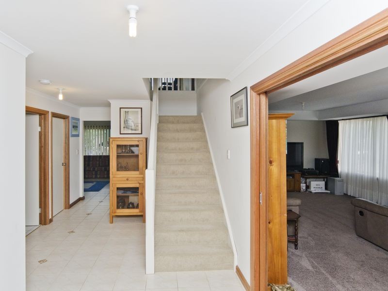 16 Boomerang Avenue, Aldinga Beach SA 5173