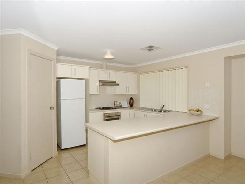 28 Basin Street, Aldinga Beach SA 5173