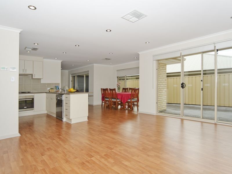 19 Whistlers Avenue, Aldinga Beach SA 5173