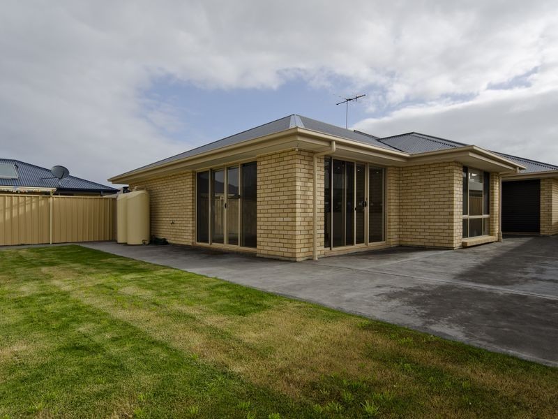 19 Whistlers Avenue, Aldinga Beach SA 5173