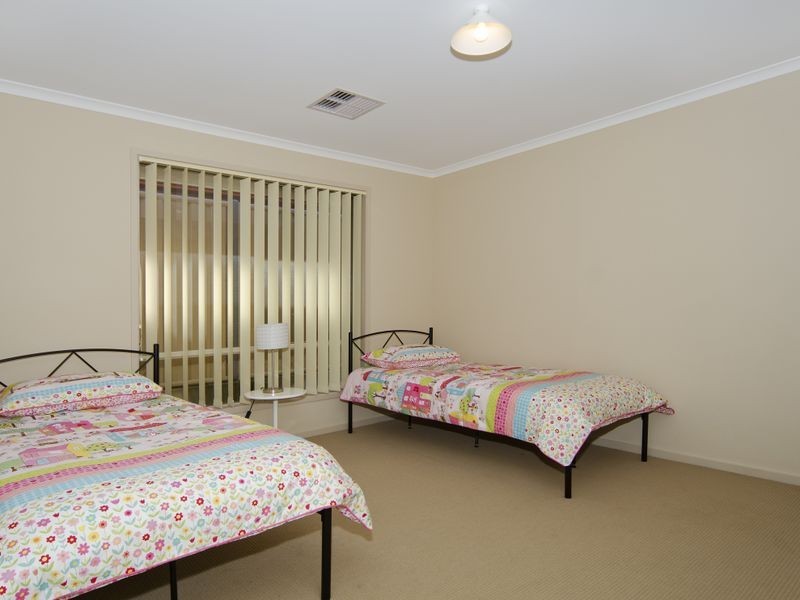 28 Basin Street, Aldinga Beach SA 5173