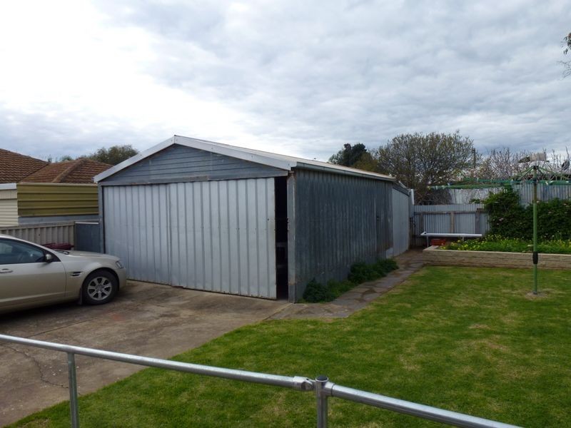 3 Croser Avenue, Aldinga Beach SA 5173