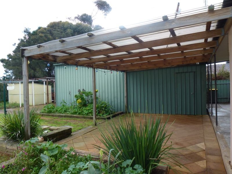 8 Storey Avenue, Aldinga Beach SA 5173