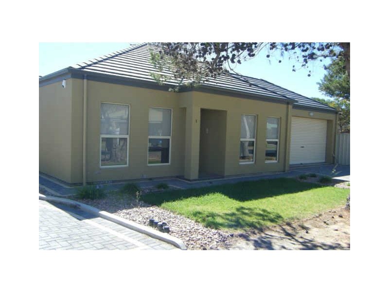 1/16 Whinnerah Avenue, Aldinga Beach SA 5173