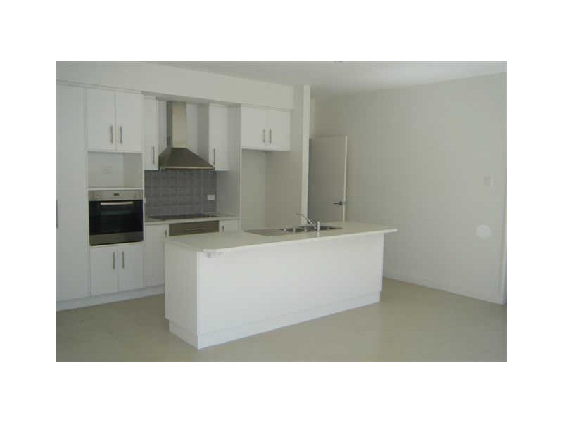 1/16 Whinnerah Avenue, Aldinga Beach SA 5173