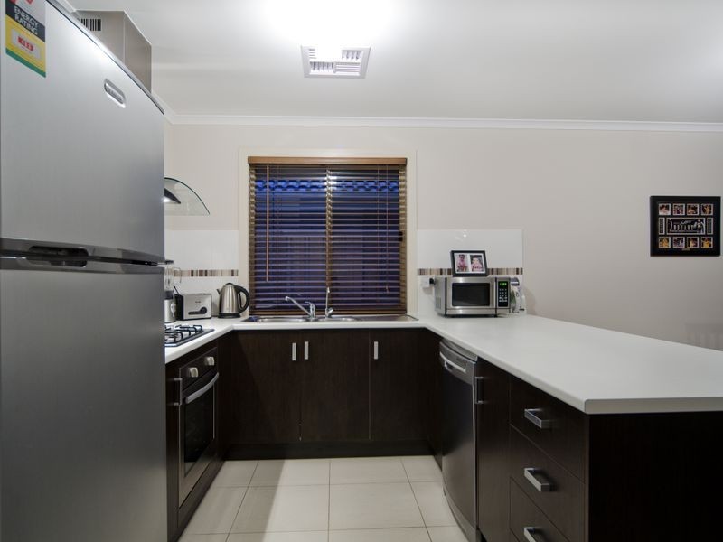 12 Buoy Crs, Seaford Meadows SA 5169