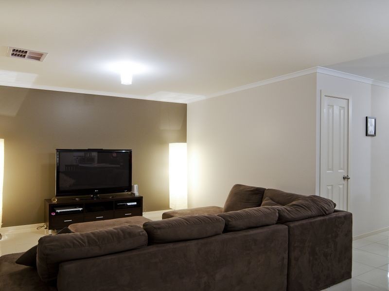 12 Buoy Crs, Seaford Meadows SA 5169