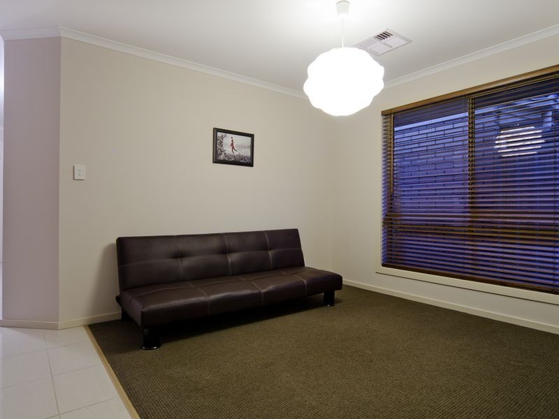 12 Buoy Crs, Seaford Meadows SA 5169